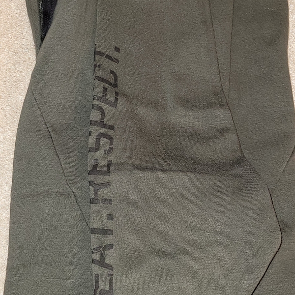 Project Rock Under Armour Men's Hoodie - Size Small - Picture 2 of 6